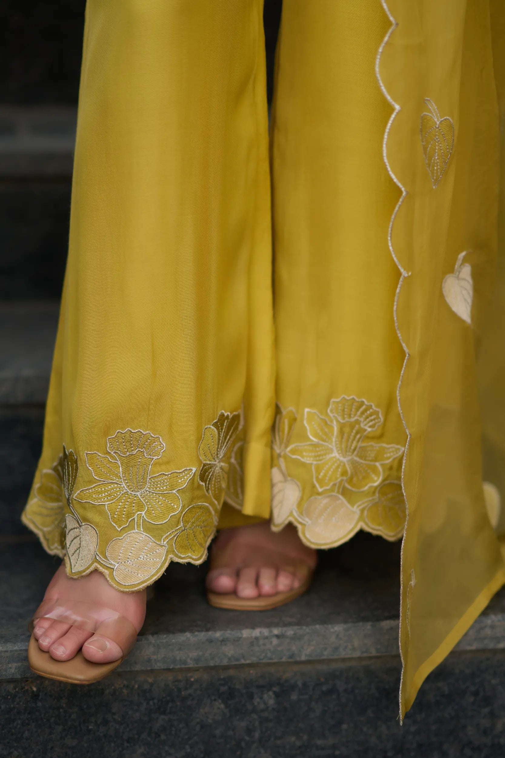 Golden Aura Kurta Set