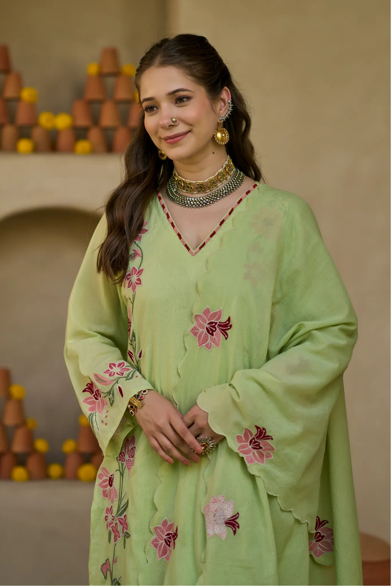 Pista Charm Suit Set