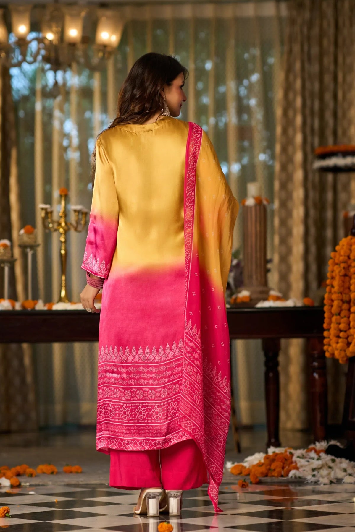 Gulabi Noor Ombre Kurta Set