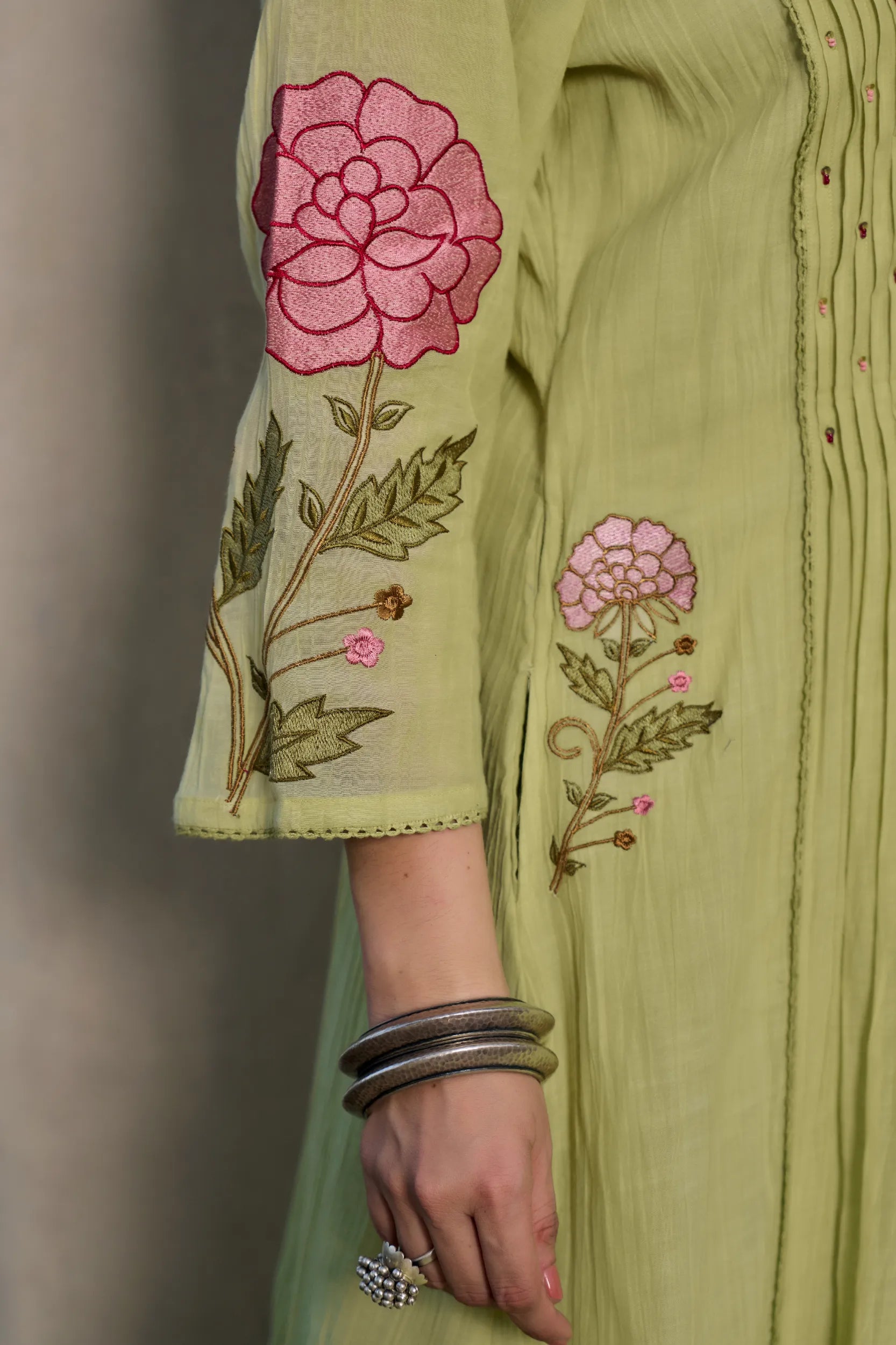 Rose Charm Kurta  Set