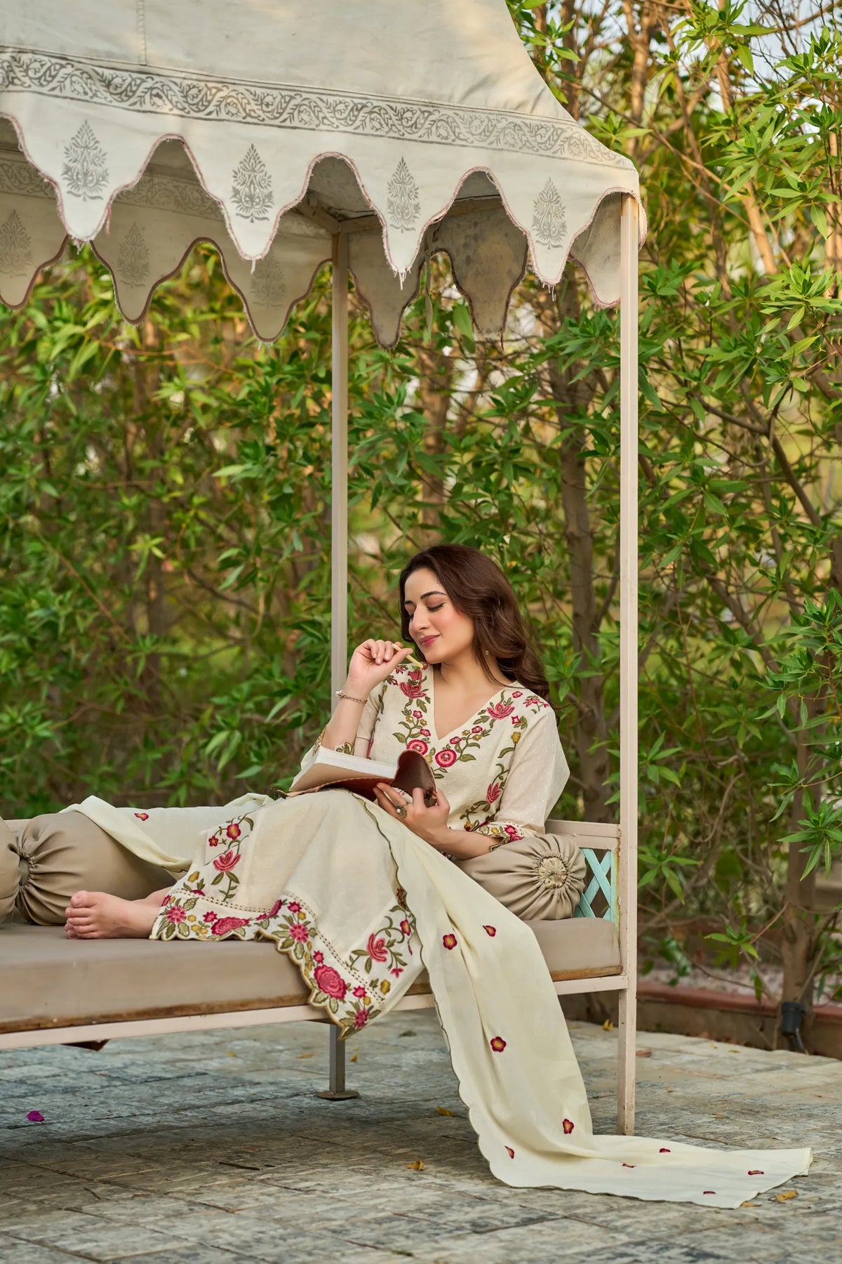 Pearl Blossom Kurta Set