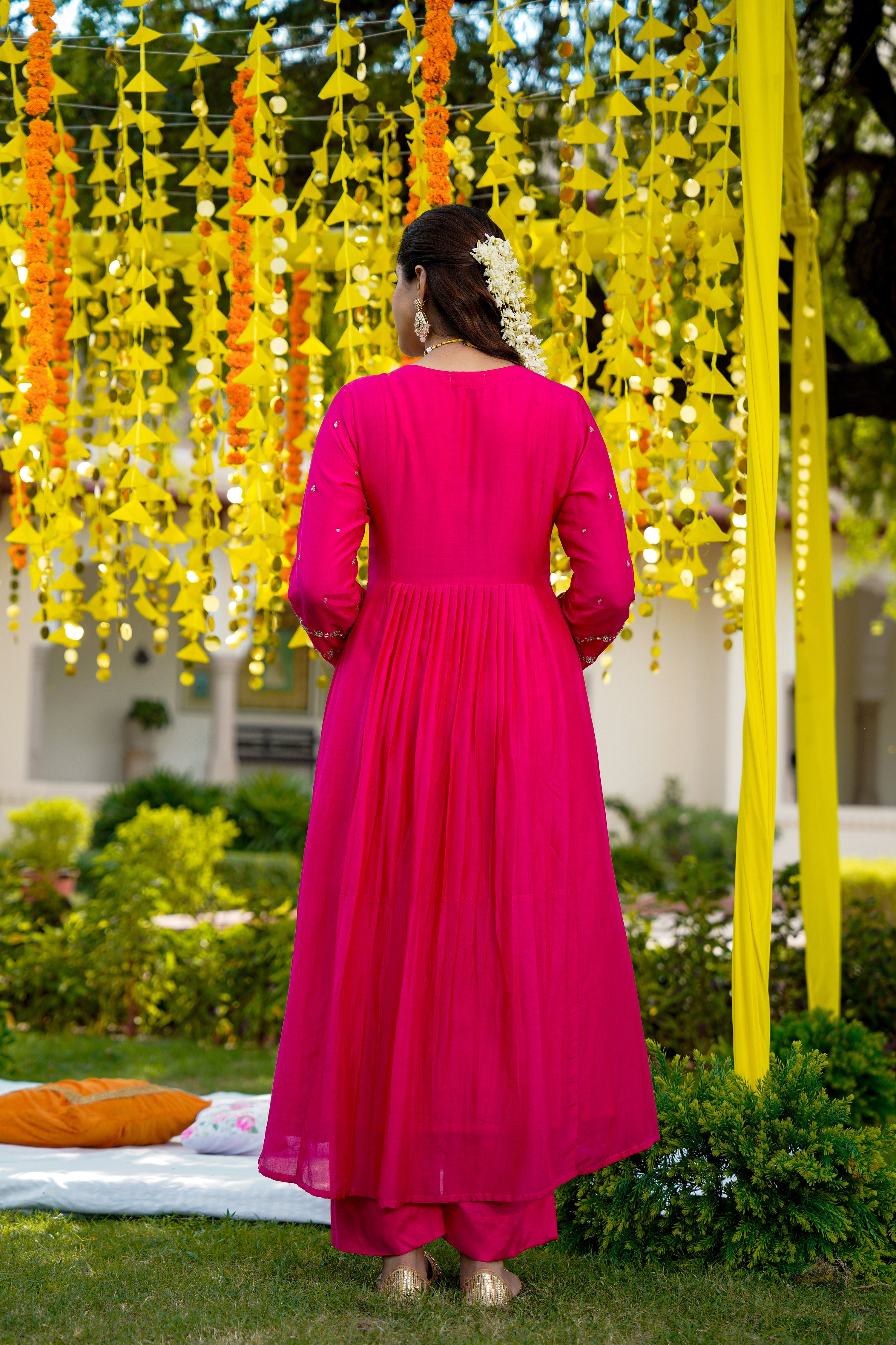 Rani Zari Pink Suit Set