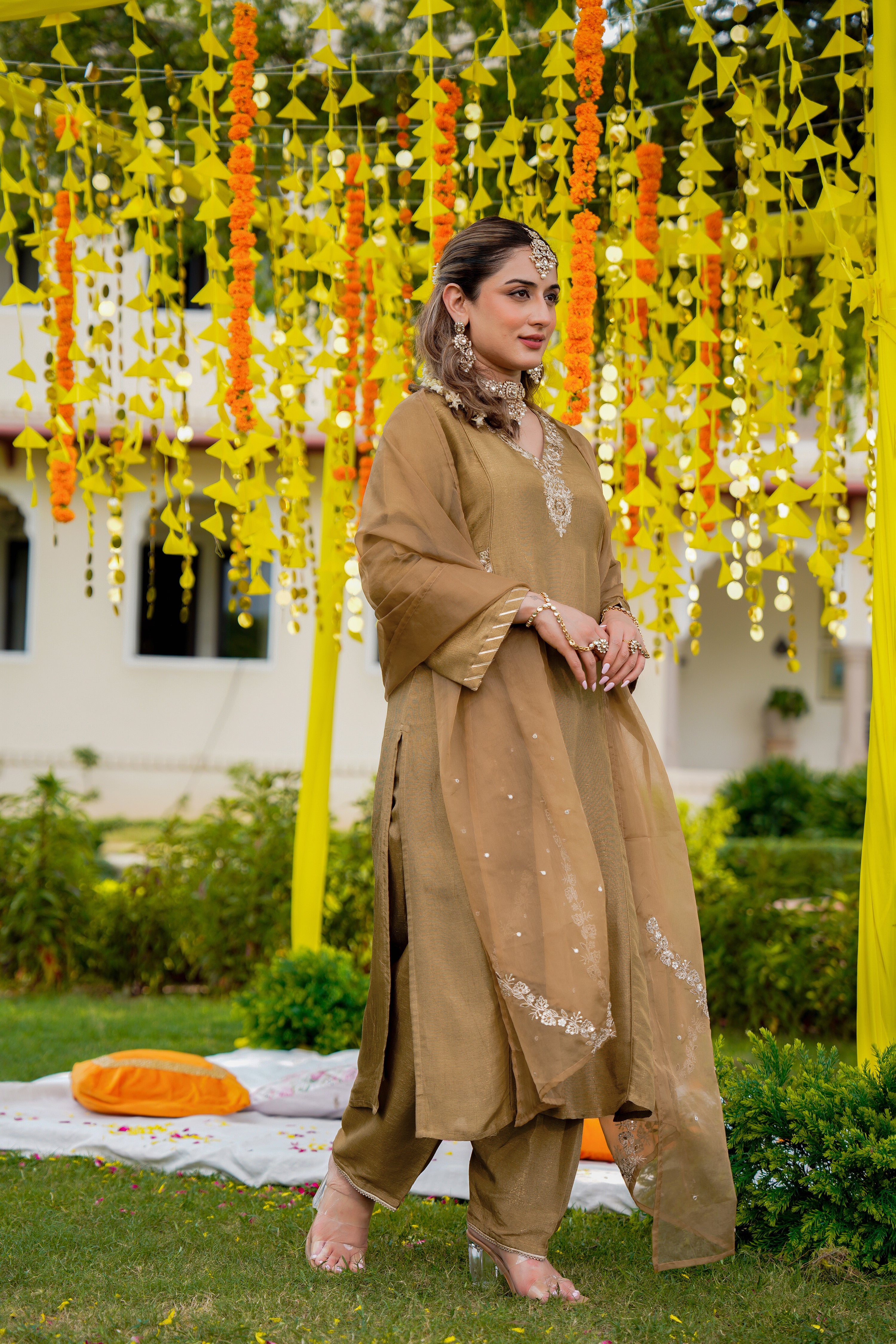 Antique Moss Gold Suit Set