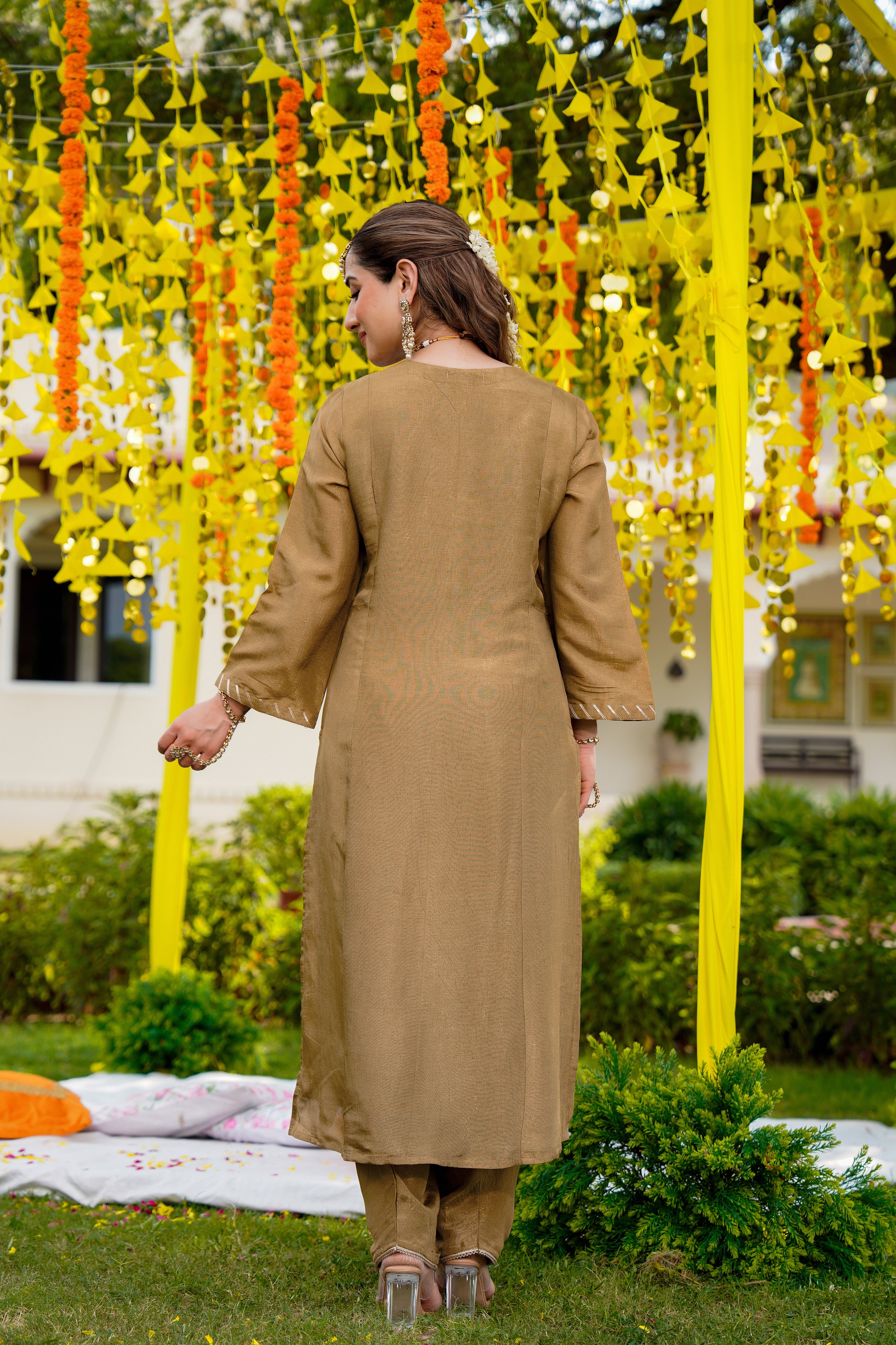 Antique Moss Gold Suit Set