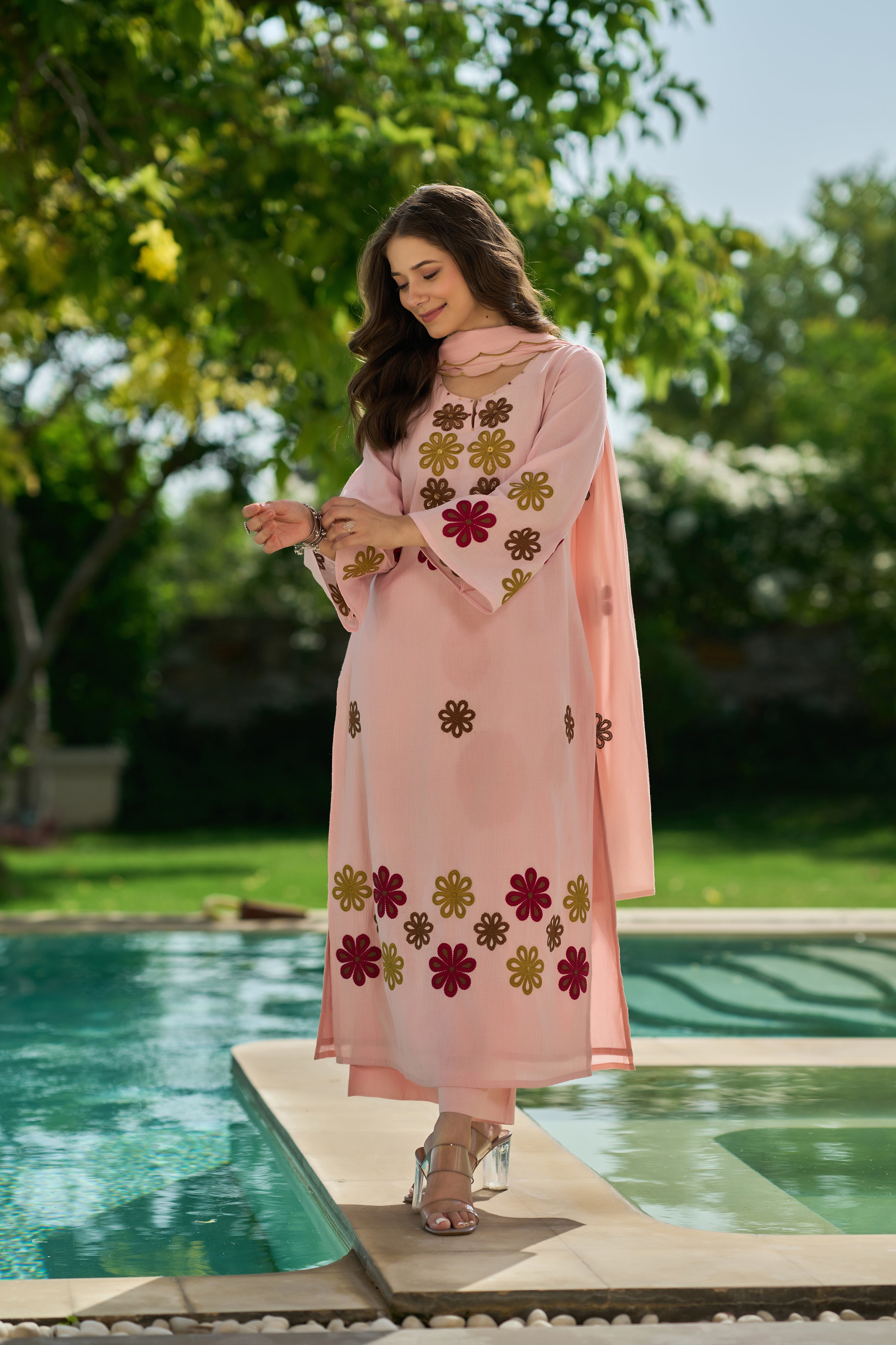 Blush Flora Suit Set - View 9 - Ethnic Wear by Aykaa