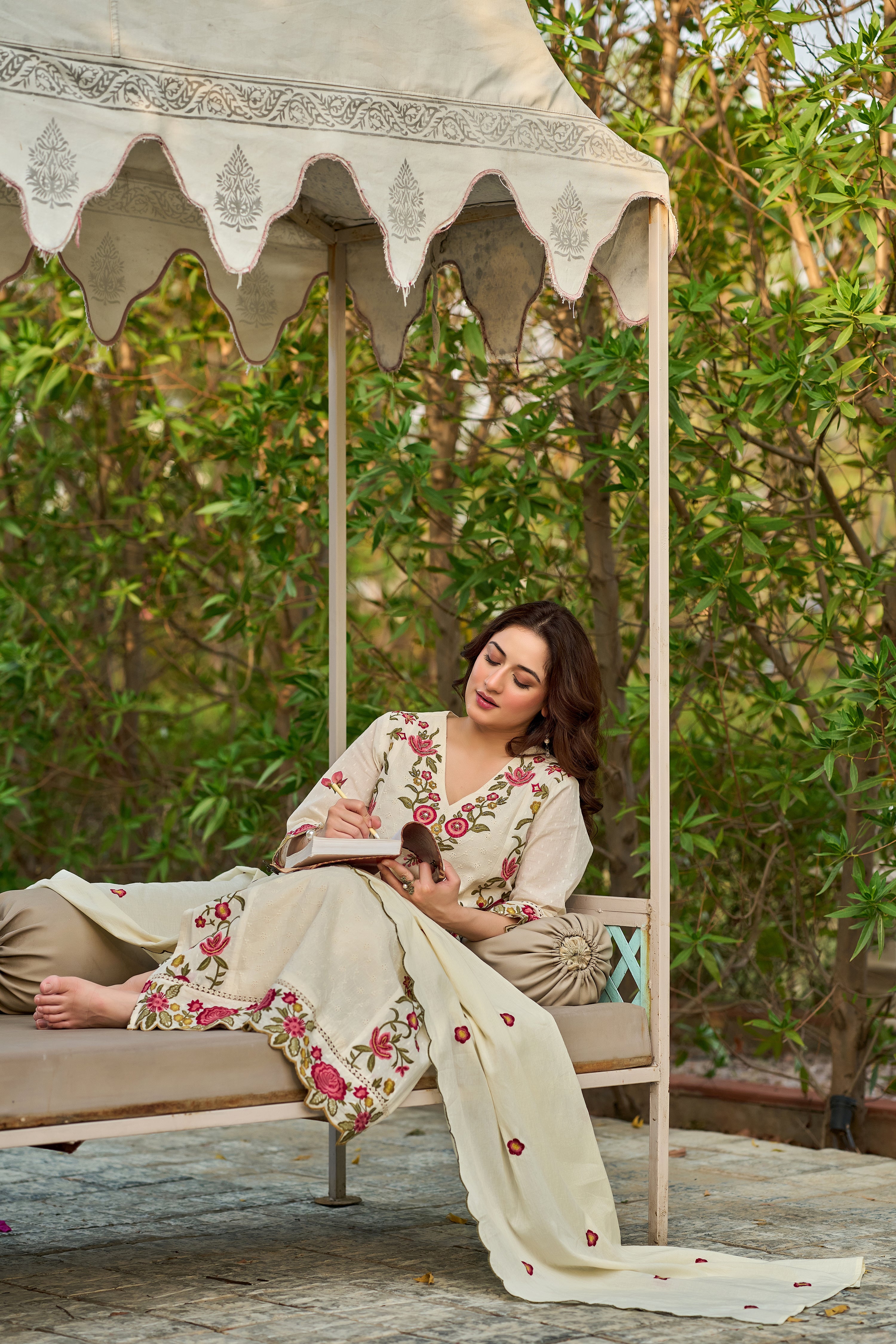 Pearl Blossom Suit Set