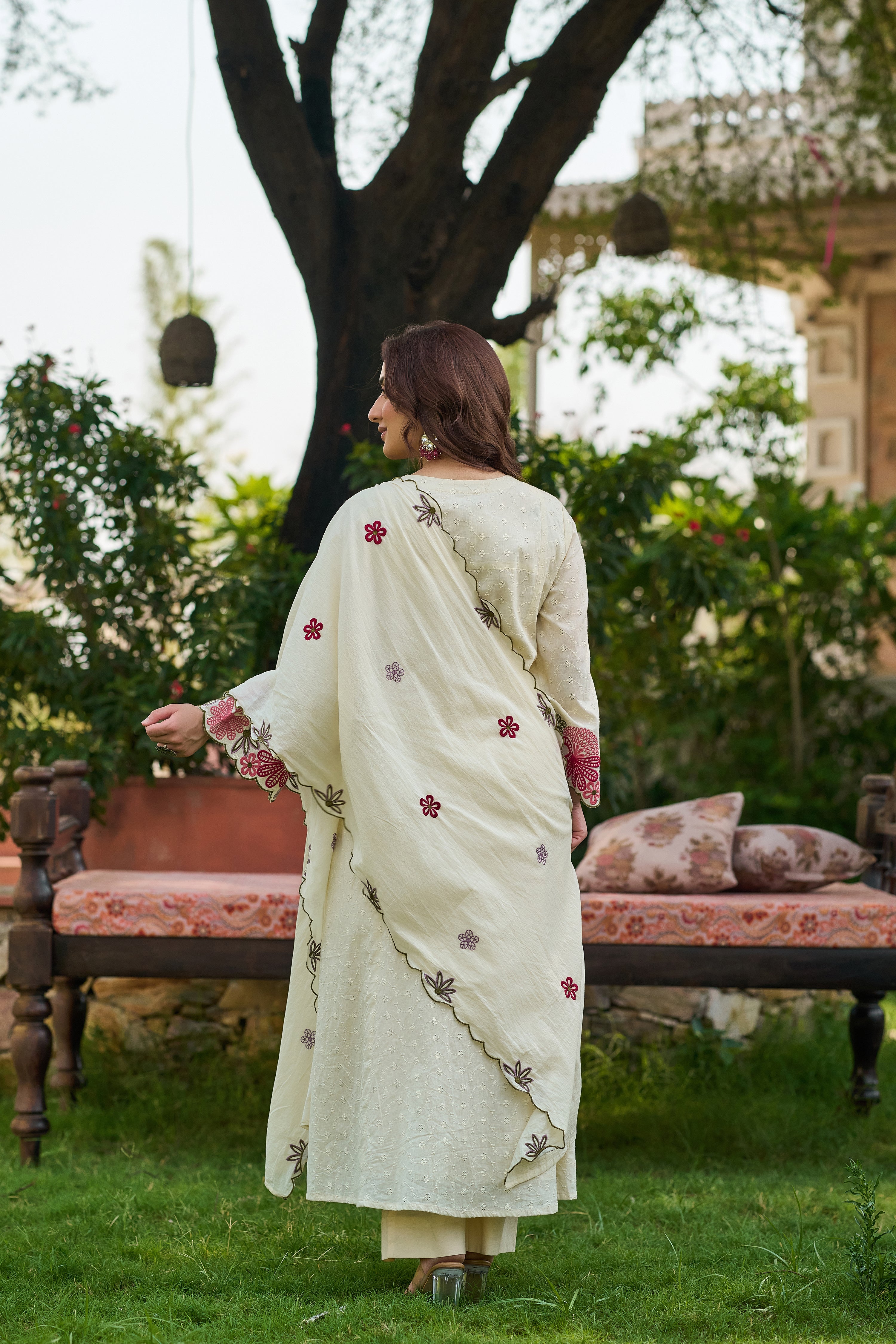 Ivory Petal Embroidered Set