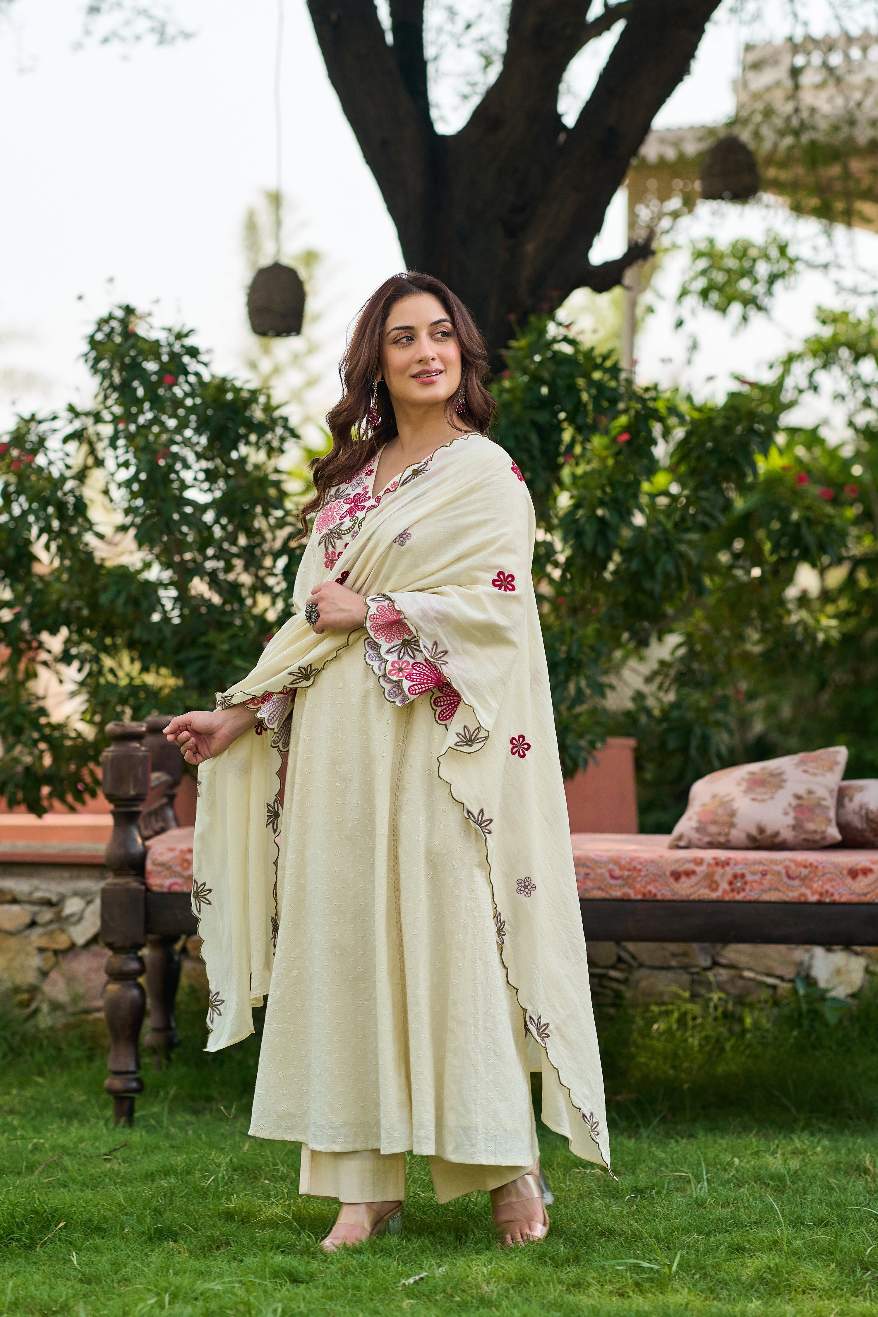 Ivory Petal Embroidered Set