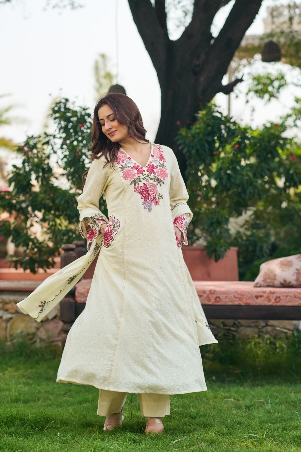 Ivory Petal Embroidered Set
