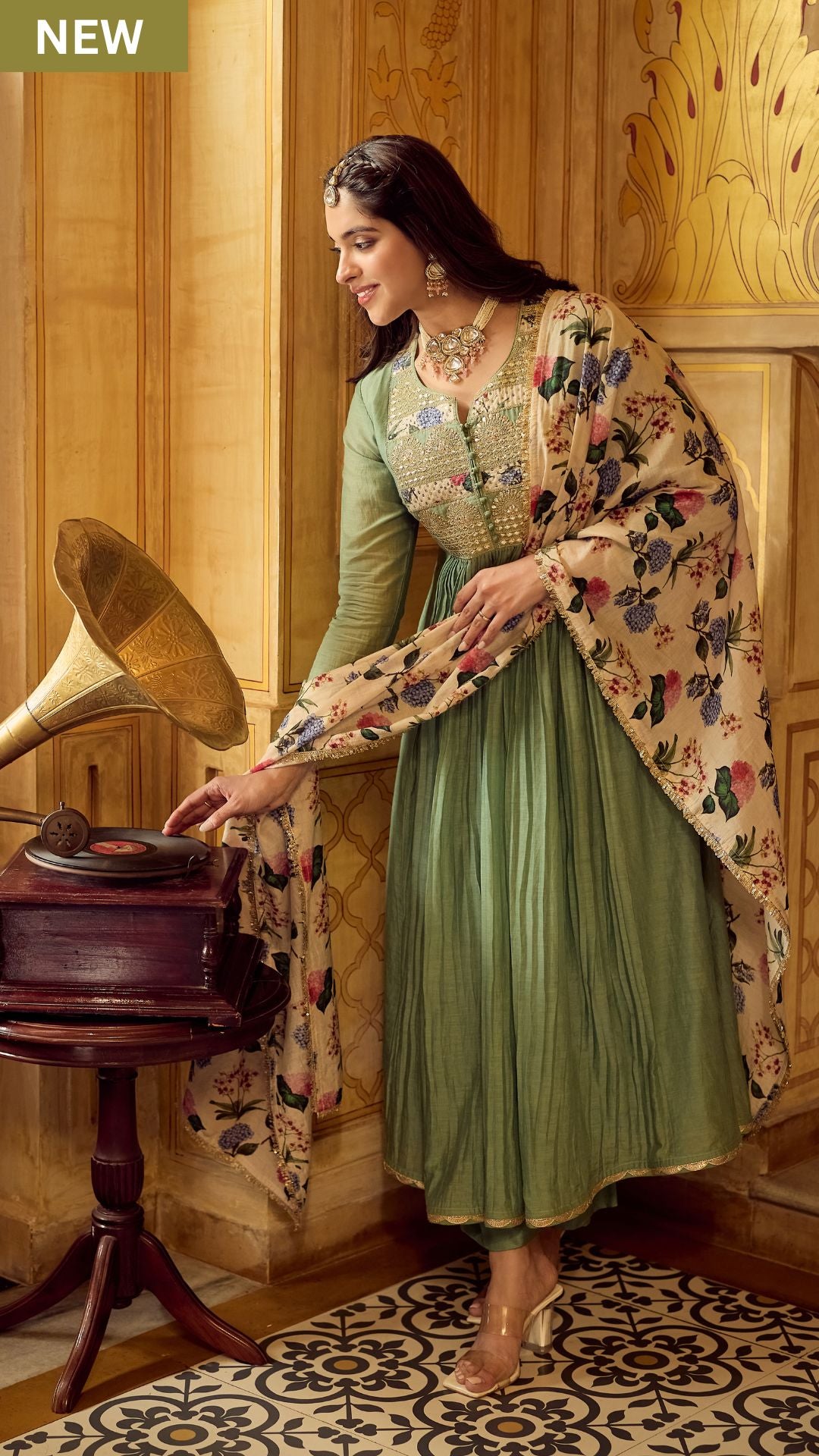 Pastel Green Chanderi Embroidered Suit Set