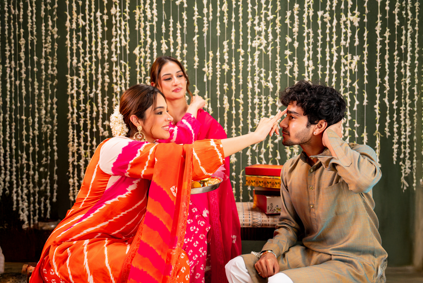 Phoolwari Pink Suit Set