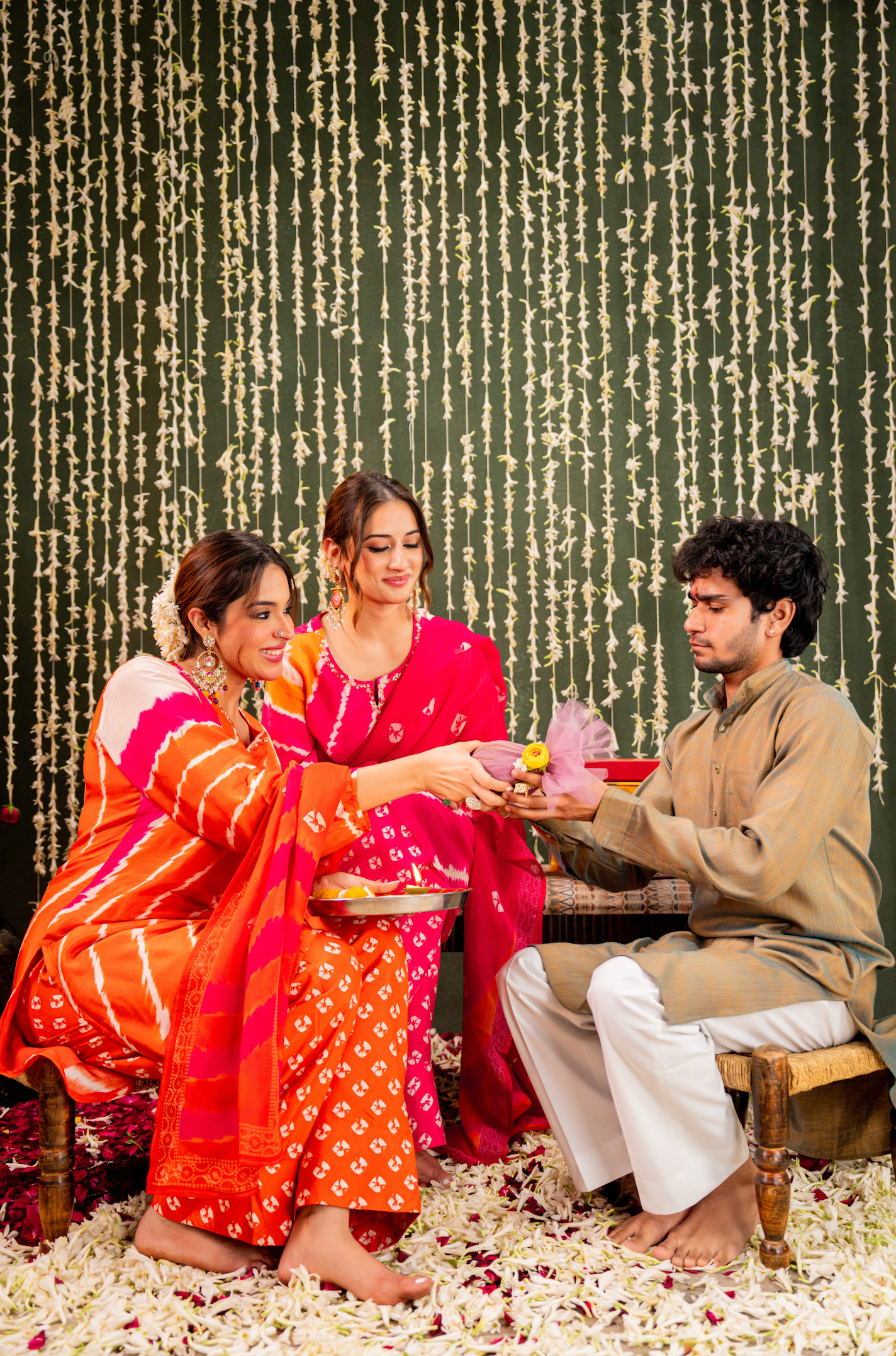Phoolwari Pink Suit Set