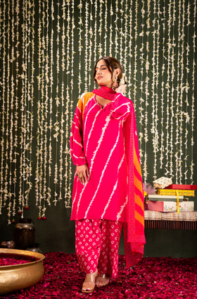Phoolwari Pink Suit Set