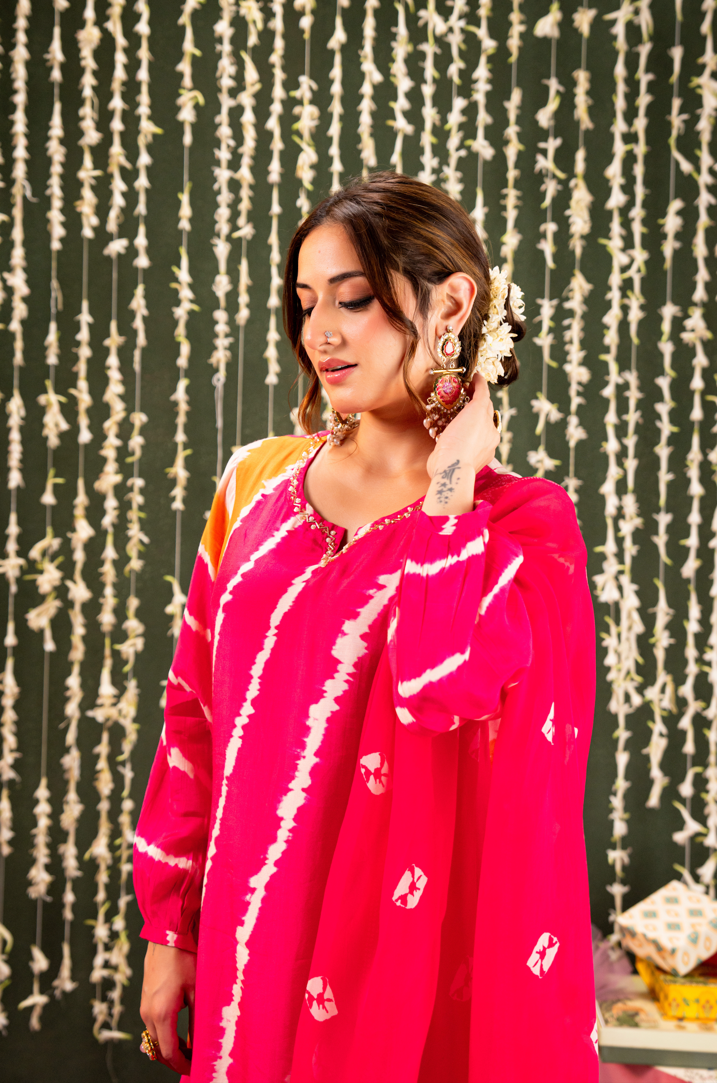 Phoolwari Pink Suit Set