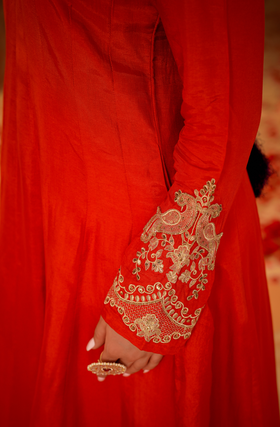 Amber Aura Russian Silk Suit Set