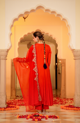 Amber Aura Russian Silk Suit Set
