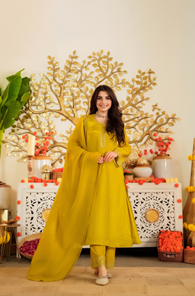 Amber Marigold Aura Suit Set