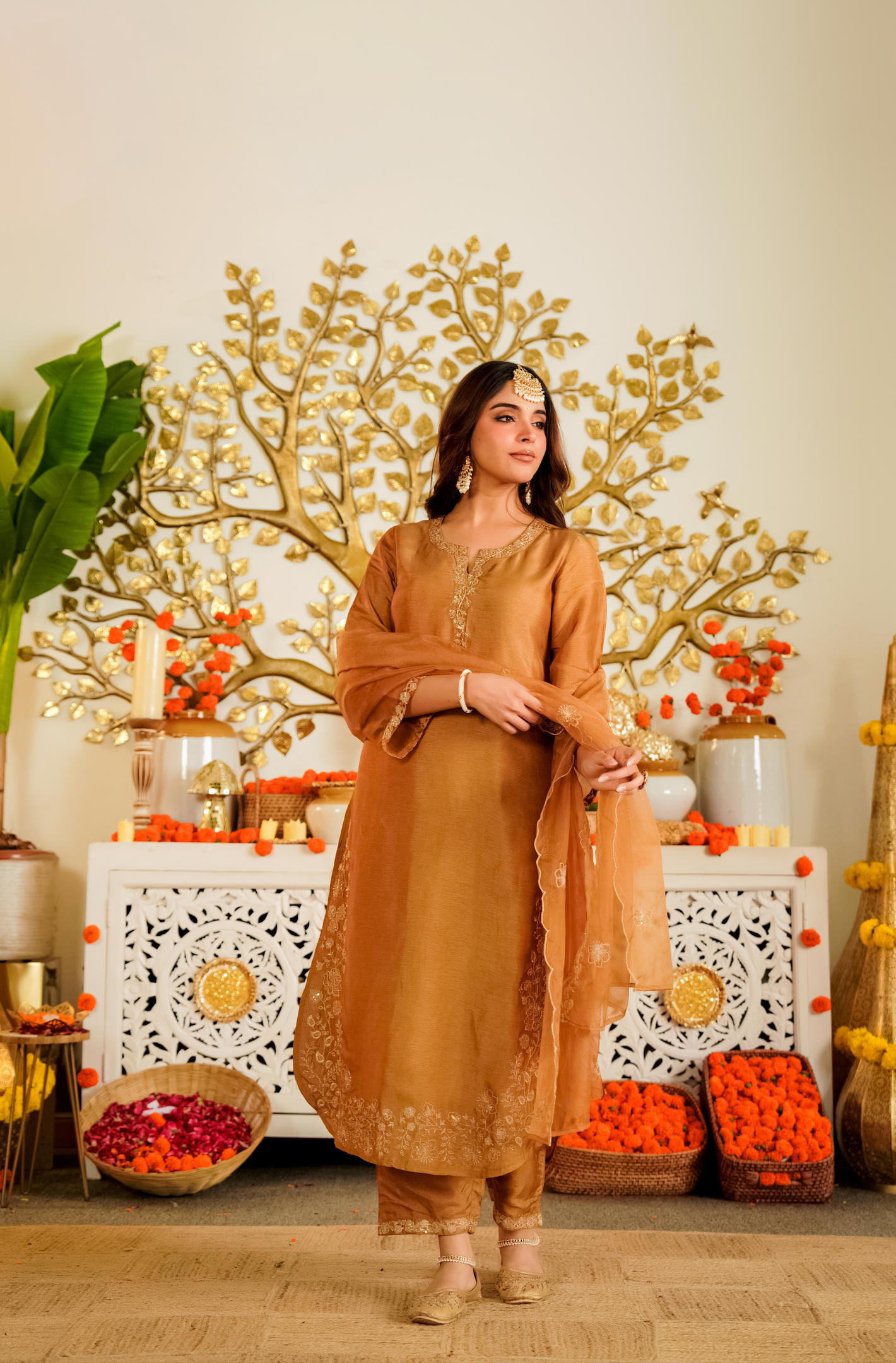 Golden Tranquil Russian Silk Suit Set