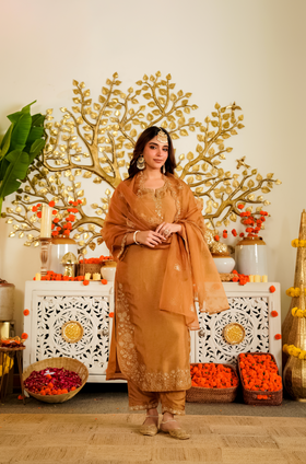 Golden Tranquil Russian Silk Suit Set