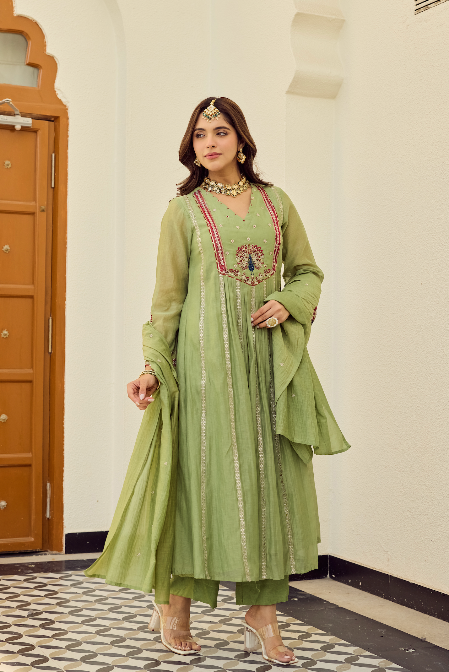 Pista Grace Embroidered Suit Set