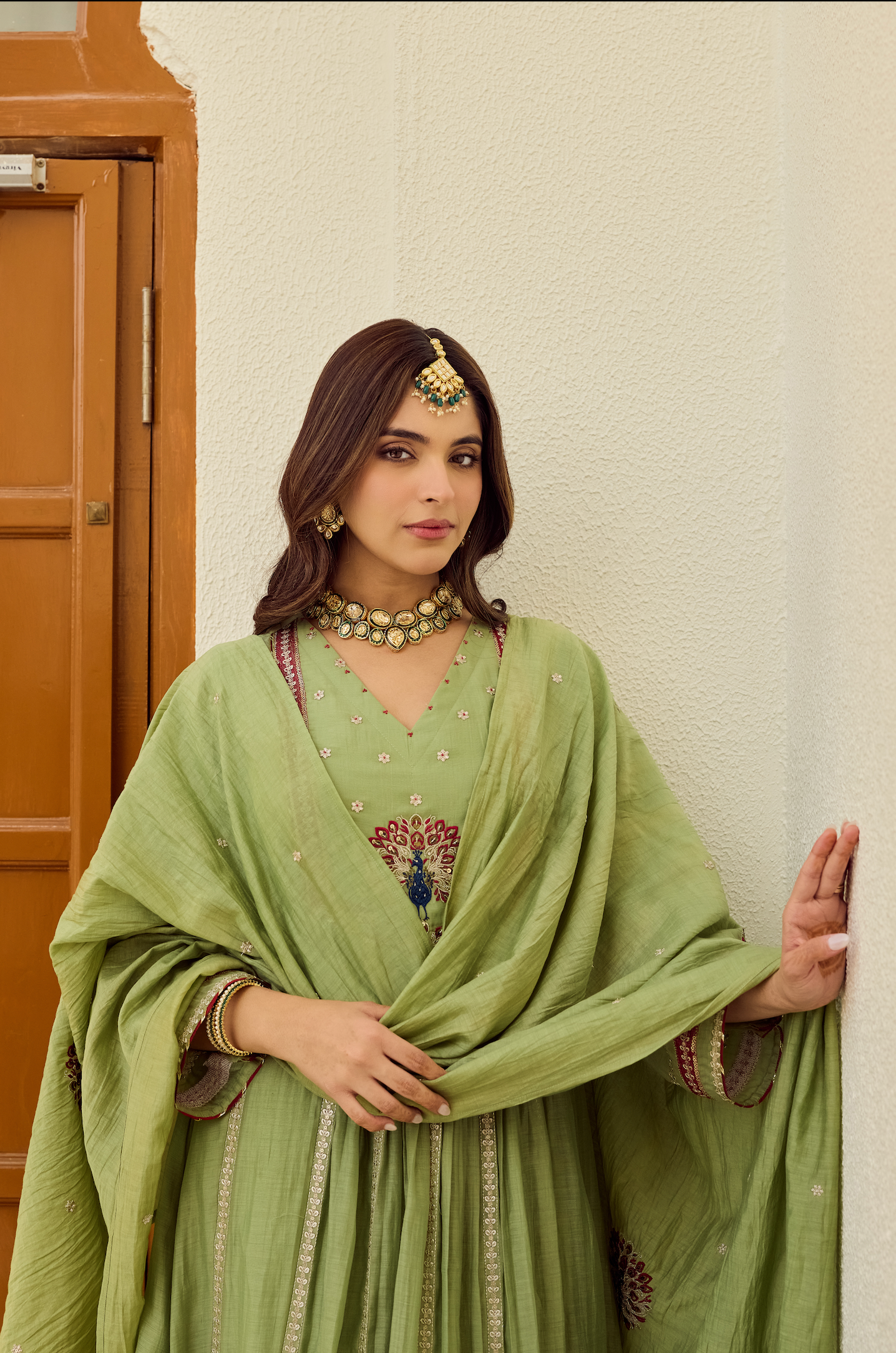 Pista Grace Embroidered Suit Set