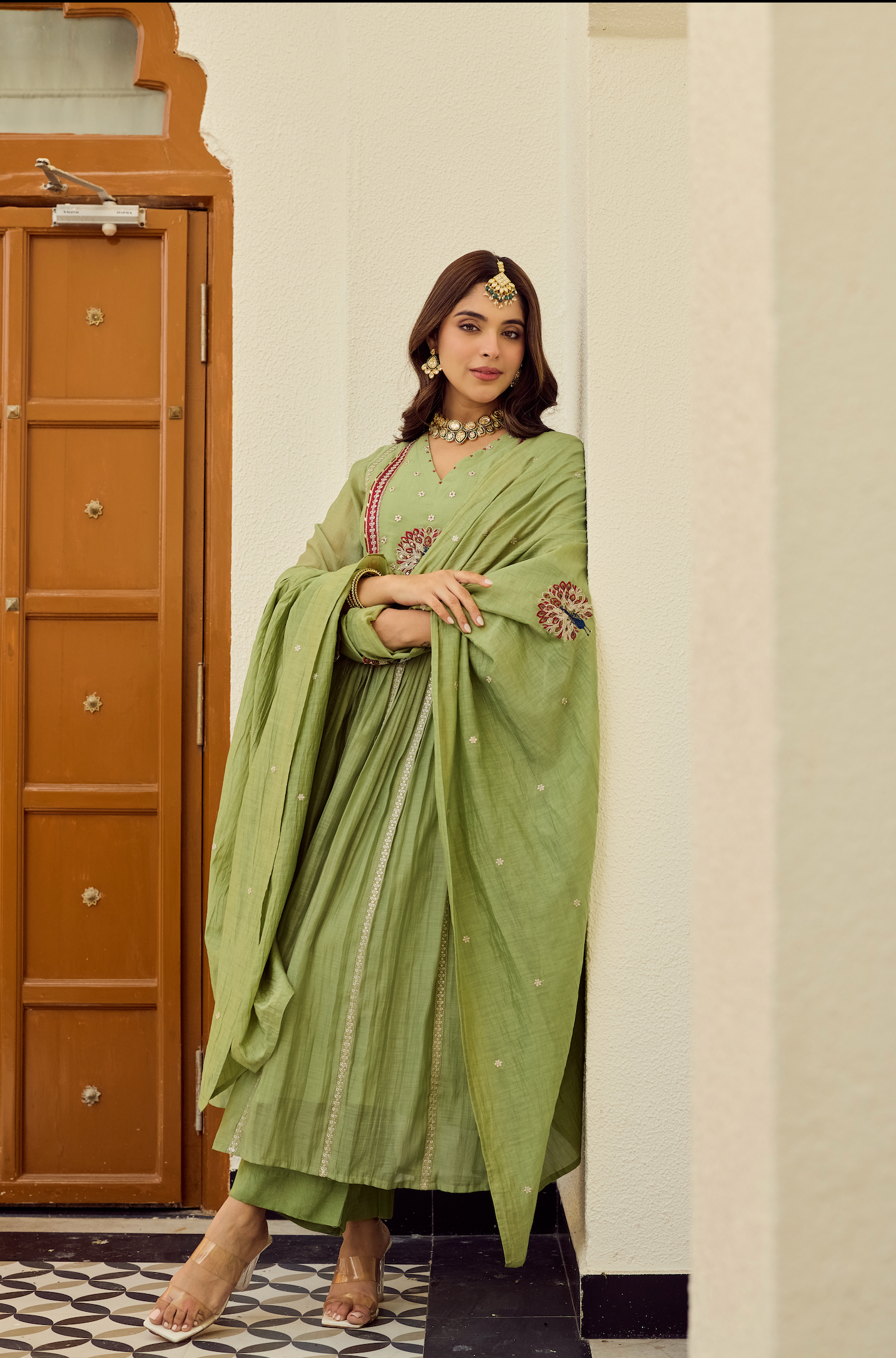 Pista Grace Embroidered Suit Set