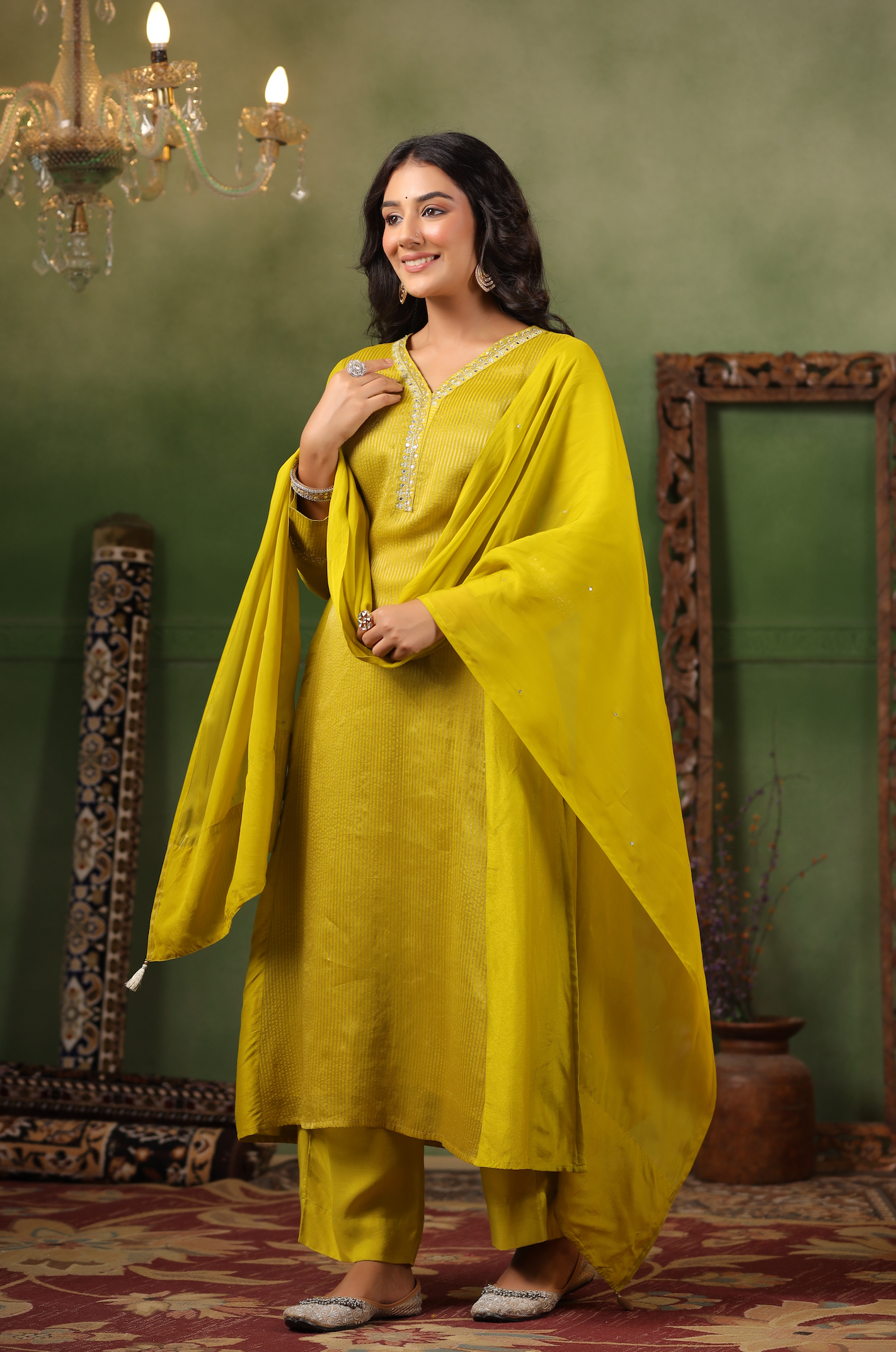 Luxury yellow Silk suit set