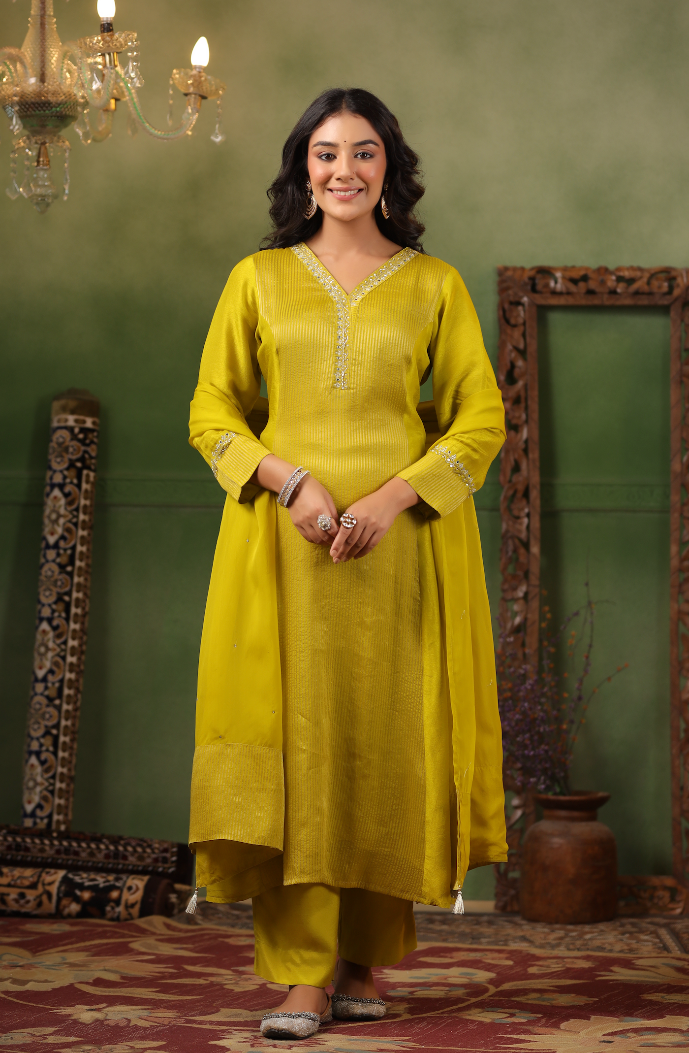 Luxury yellow Silk suit set