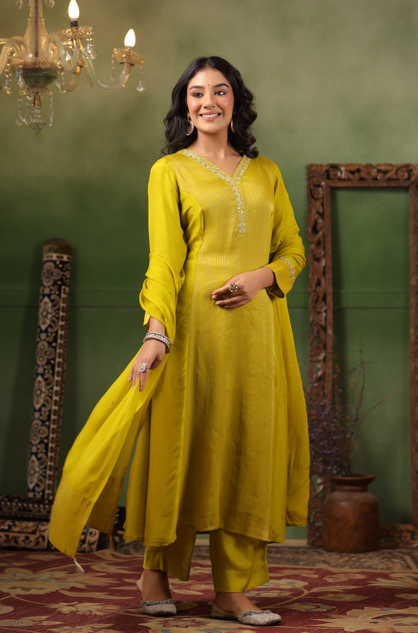 Luxury yellow Silk suit set