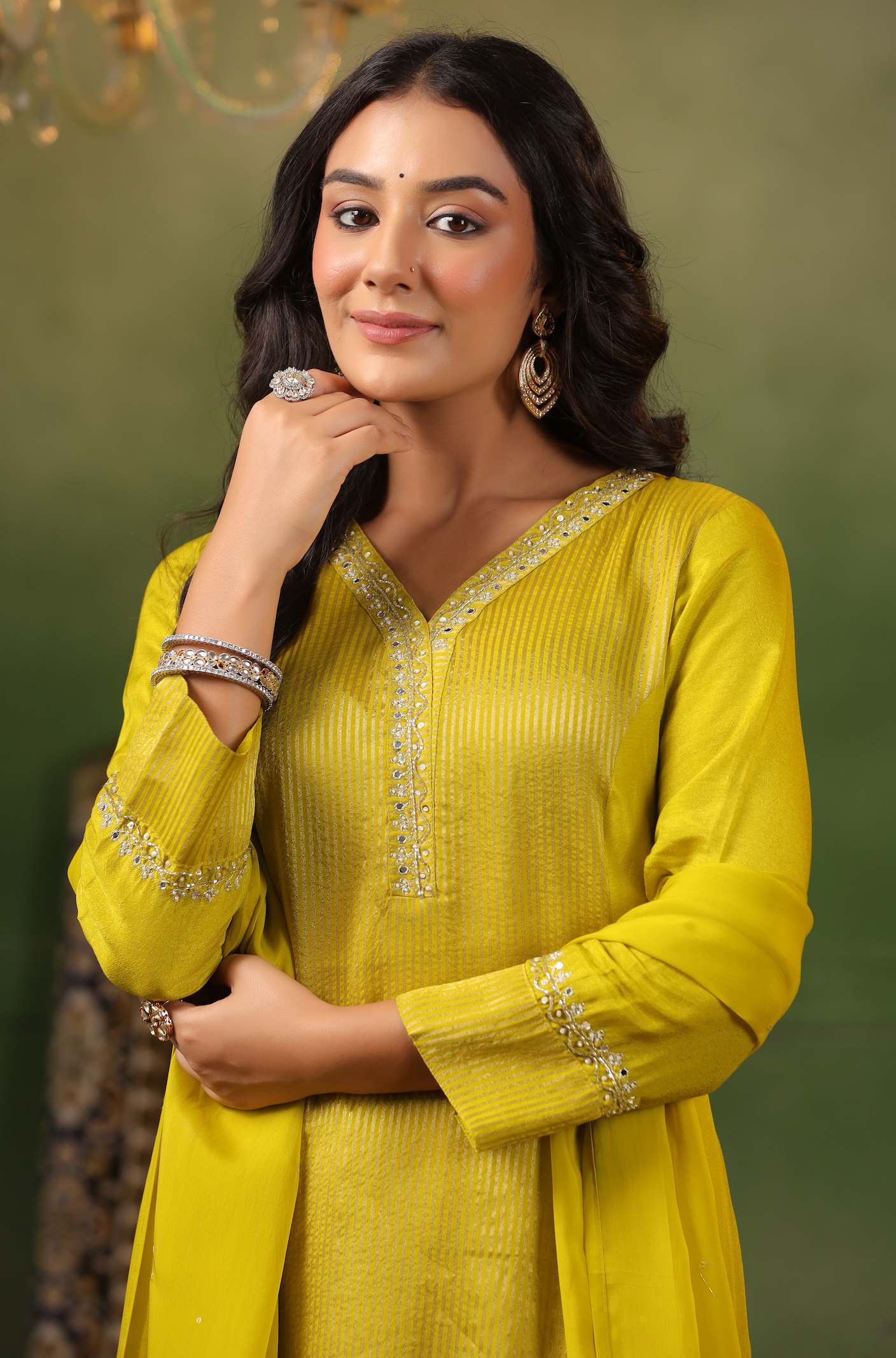 Luxury yellow Silk suit set