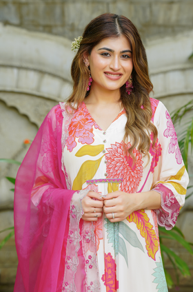 Cream Shades of Pink Pearl Kurta Set